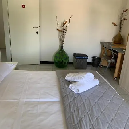 Share House