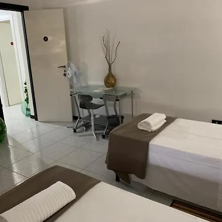Pensión Share House *