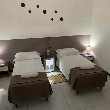 Share House Pensjonat *