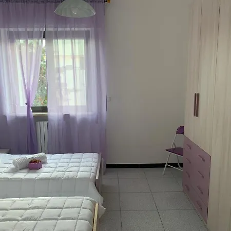 Share House *
